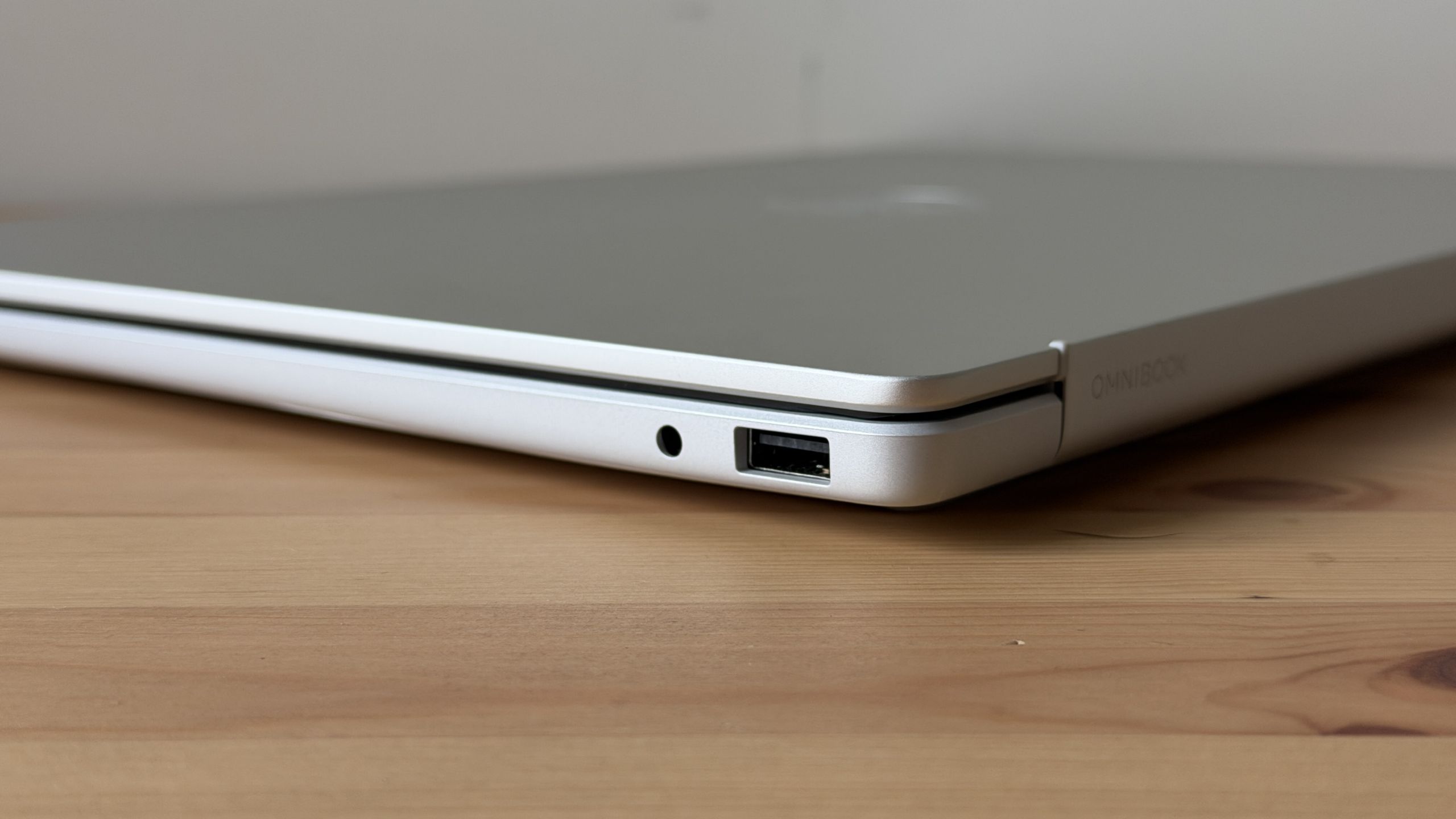 HP OmniBook 3 (16-bv0007nwx)