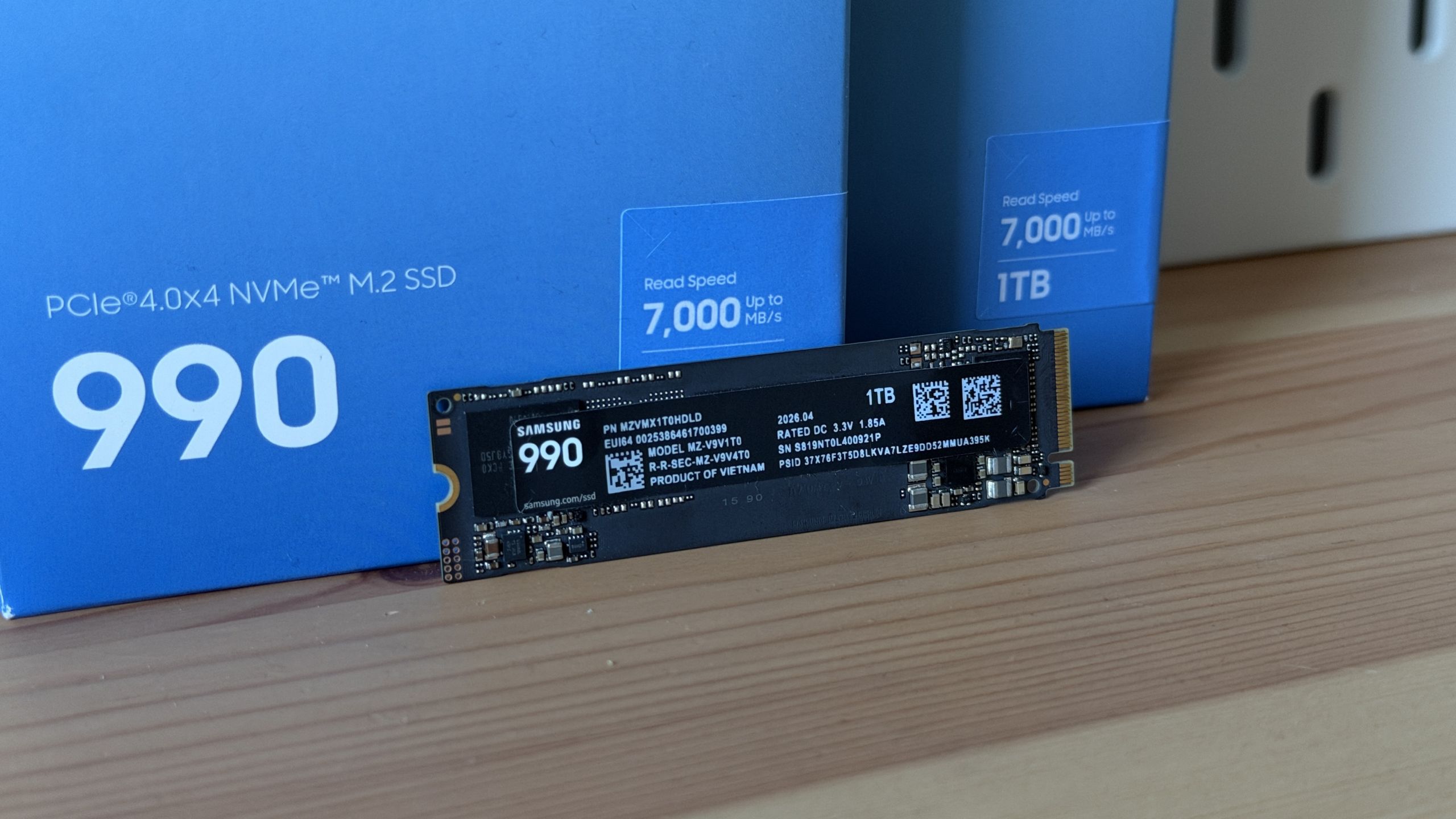 Samsung 990