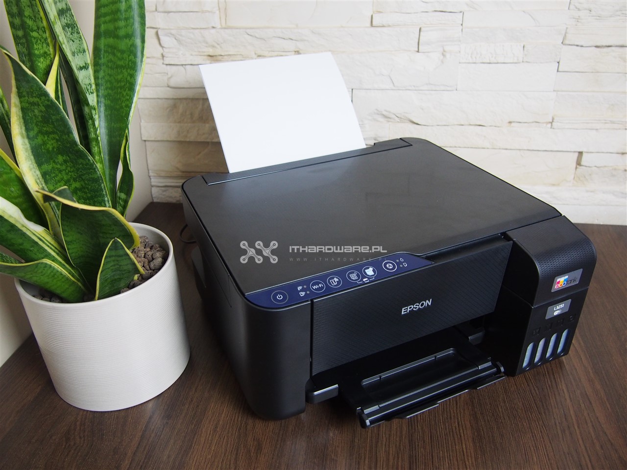 Epson EcoTank L3251 - test ultrawydajnej drukarki atramentowej. Czy warto?