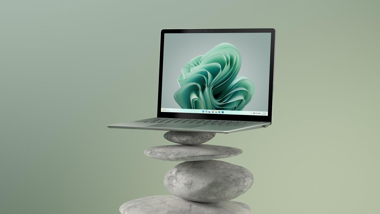 Surface Laptop 5 zapowiedziany. Microsoft niewiele się wysilił