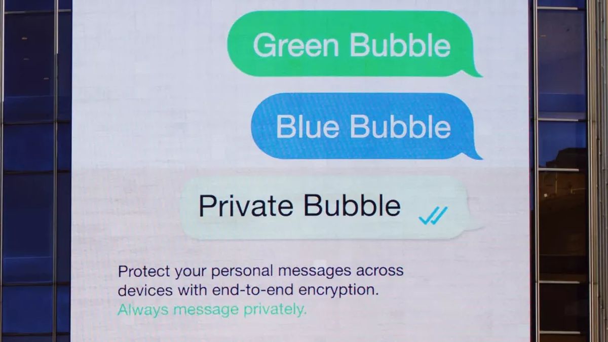 Mark Zuckerberg przekonuje, że iMessage jest mniej bezpieczne od WhatsApp