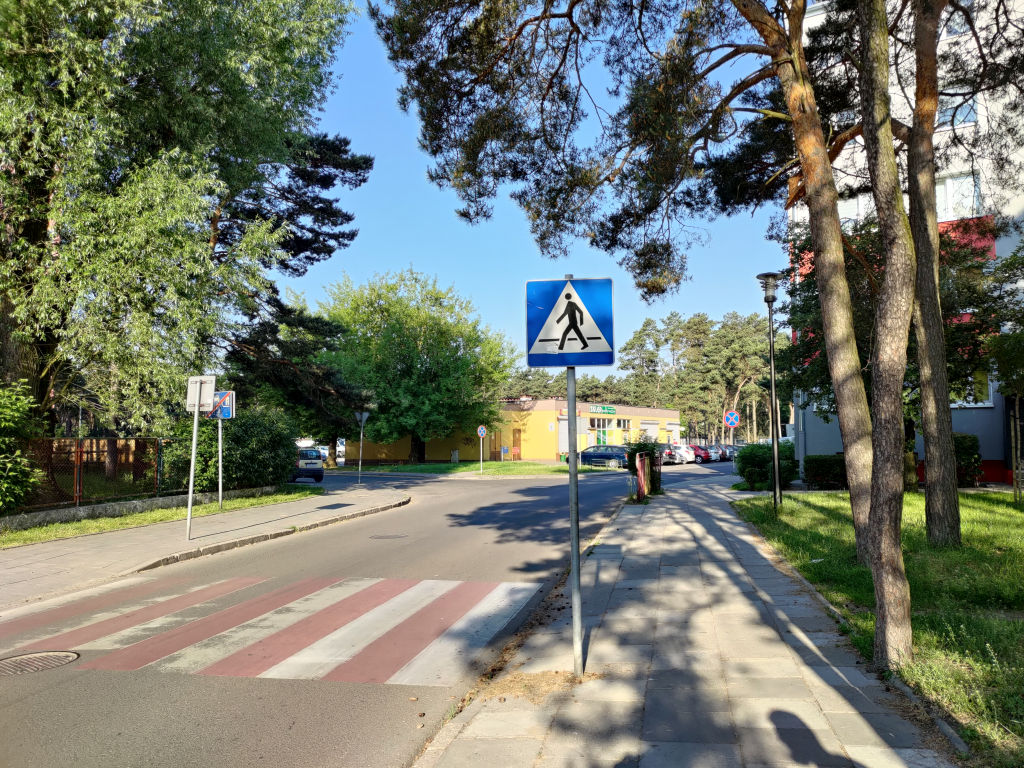Test smartfona Asus Zenfone 8 - małe może... więcej?