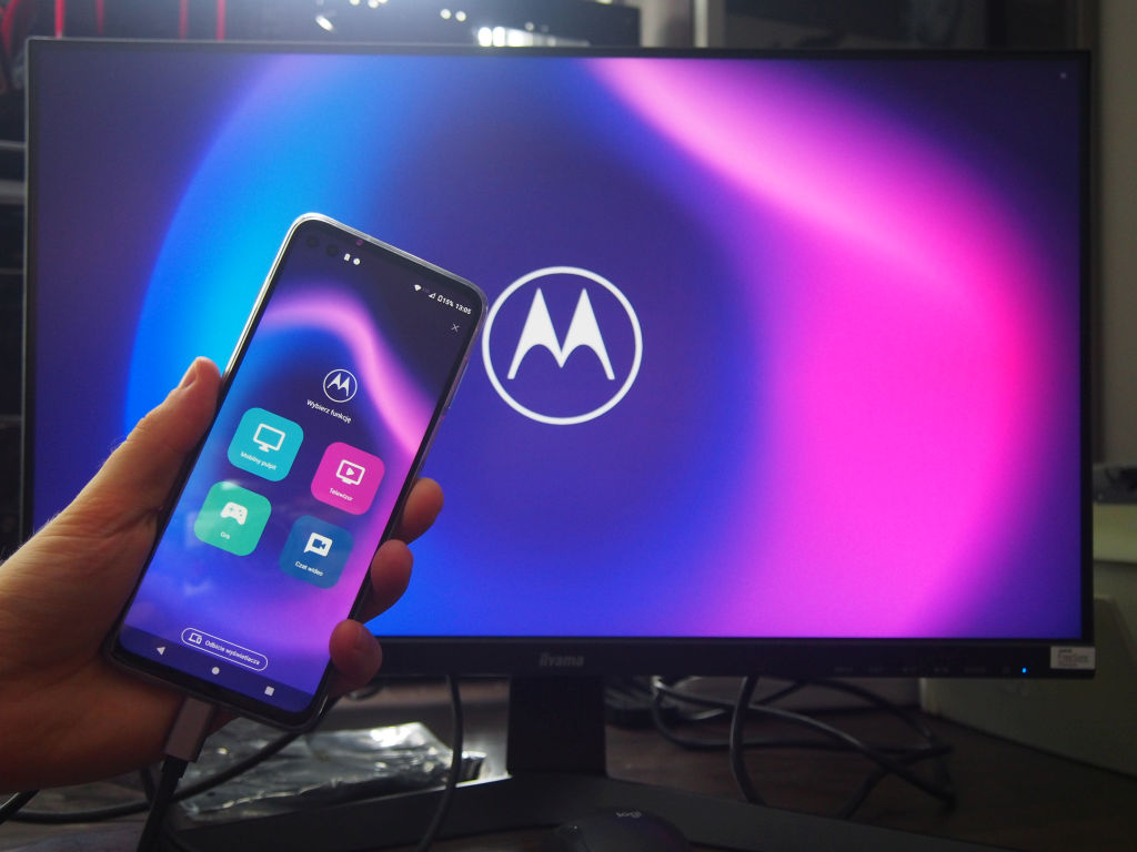 Test Motorola moto g100. Czy smartfon może na dobre zastąpić komputer?