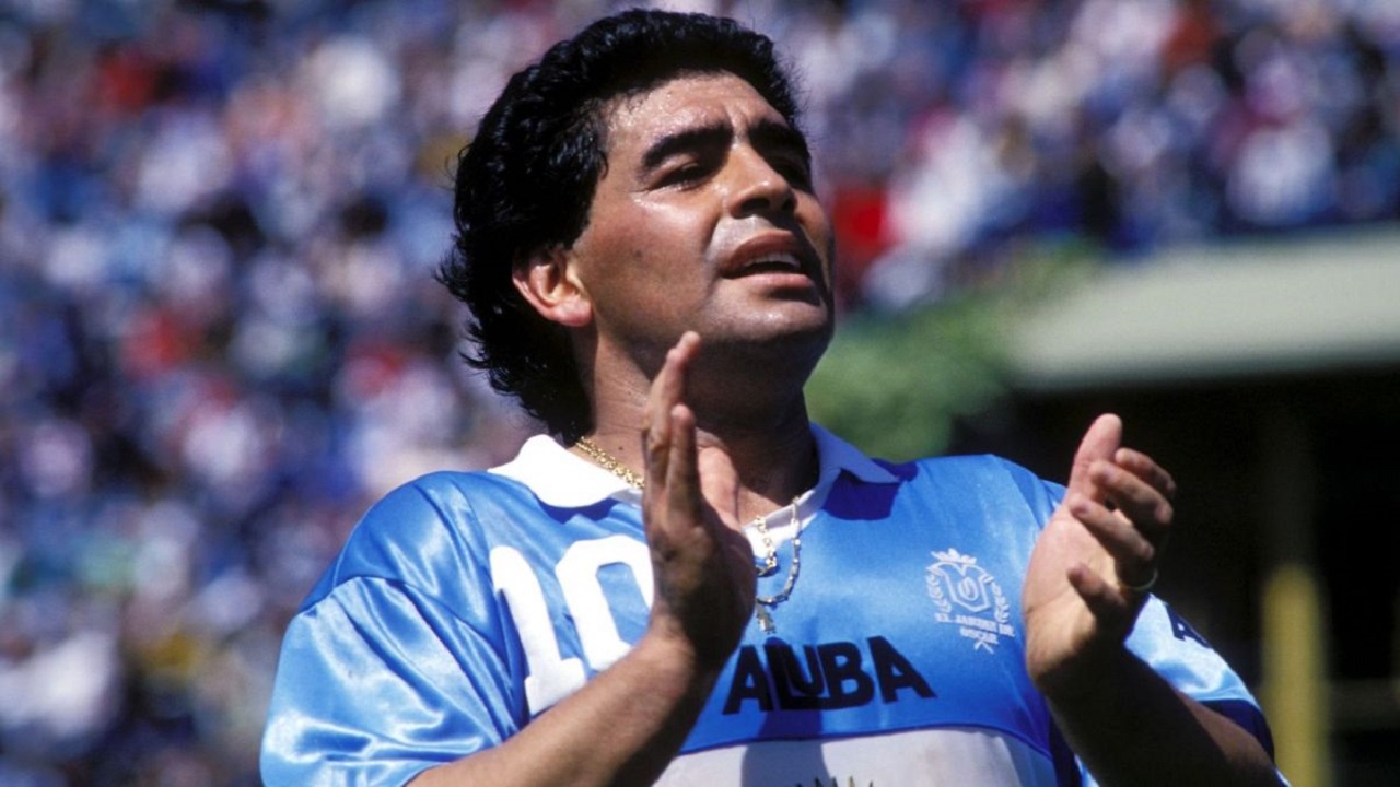 Diego Maradona może zniknąć z FIFY 22 przez problemy z prawami do wizerunku