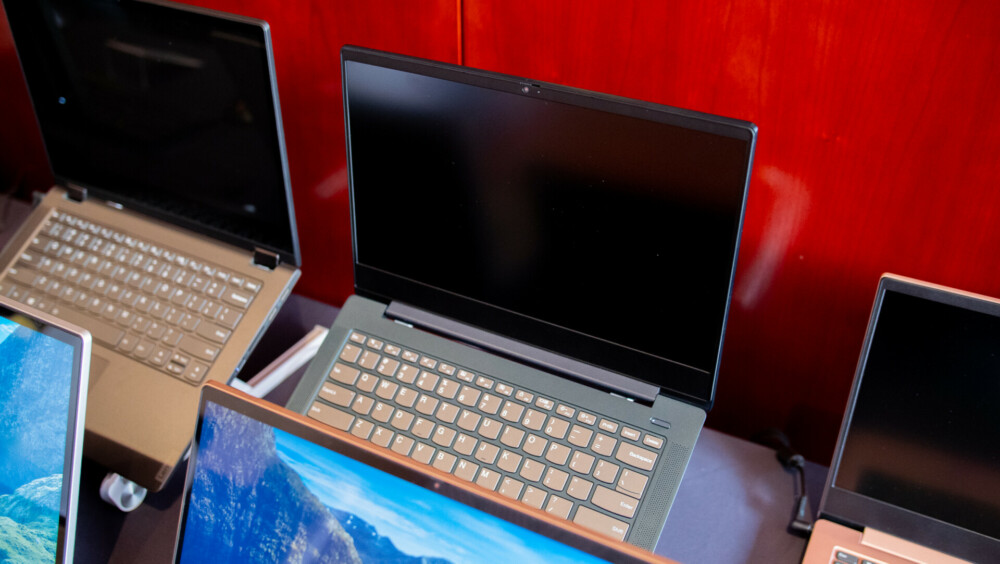 MWC 2019: Lenovo prezentuje nowe laptopy Ideapad oraz monitor