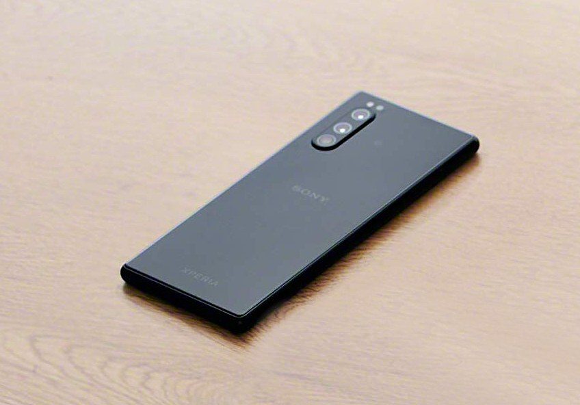 Sony Xperia 2 zaprezentowana na zdjęciach. Smartfon zobaczymy na IFA 2019?