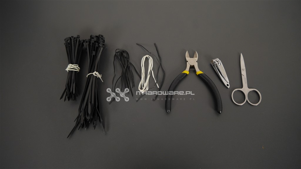 Cable managment - narzędzia 