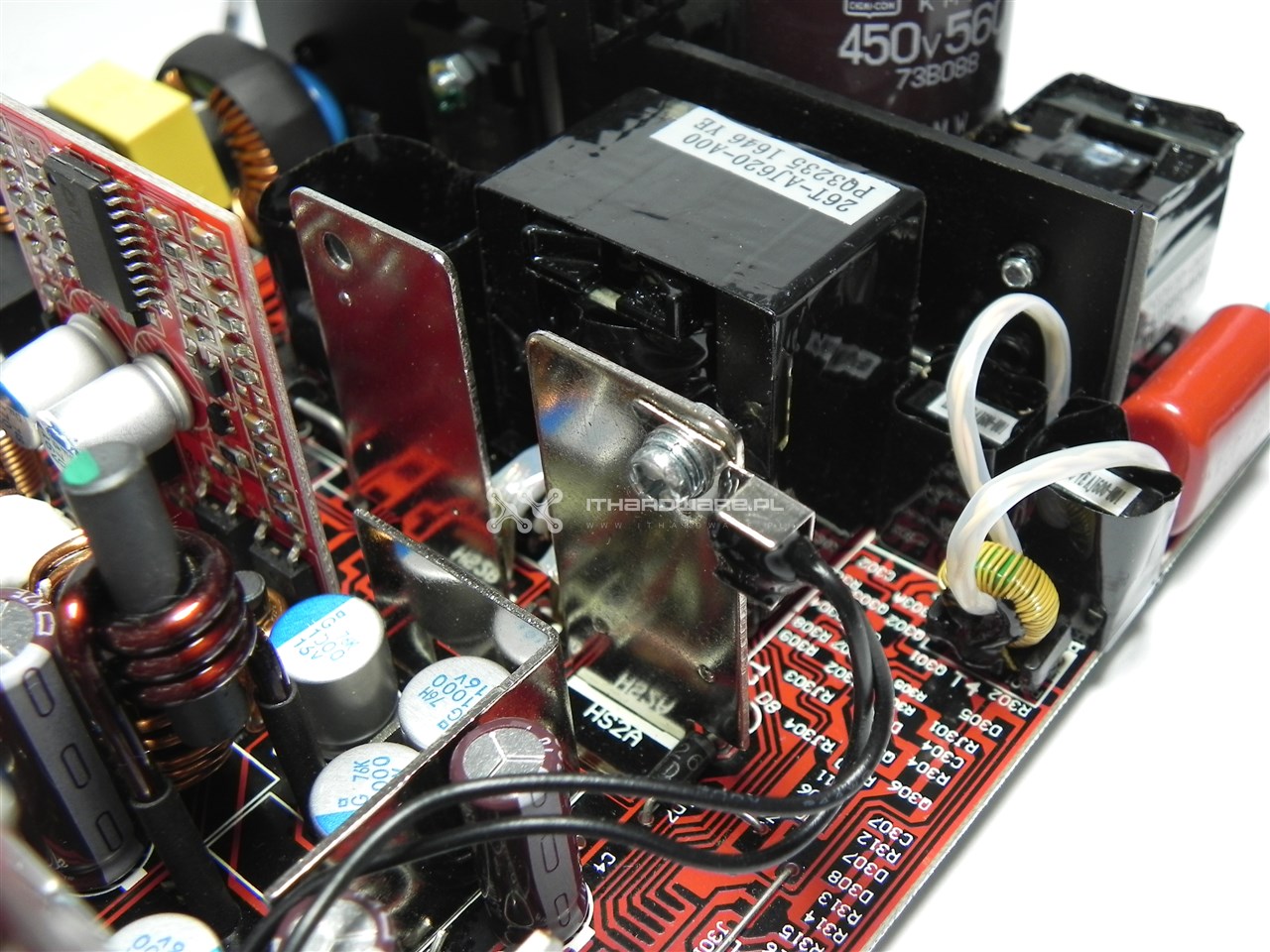 SilentiumPC Supremo FM2 Gold 750 W - najlepszy w swojej cenie