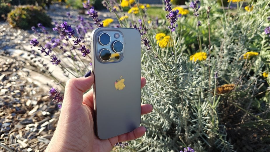 Test i recenzja iPhone'a 16 Pro. Przy tej cenie nie ma mowy o kompromisach